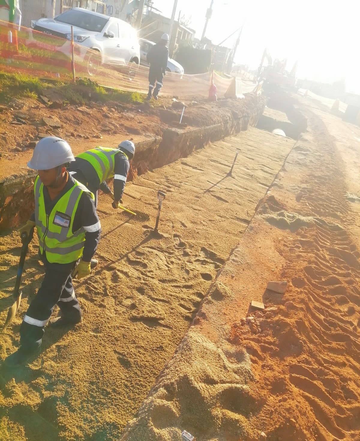 Mapitsi Civil Works team on site